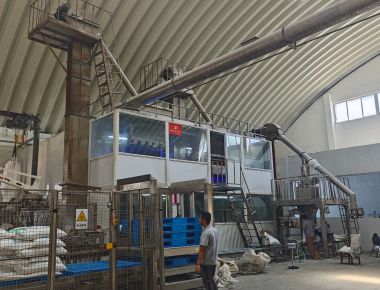 Línea completa de producción industrial para pesaje y envasado en bolsas de sal automatizados